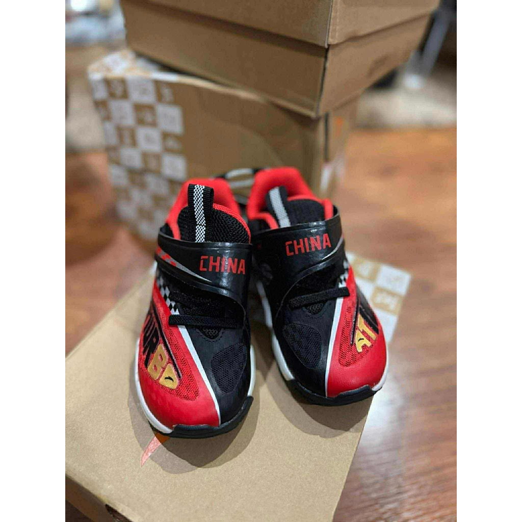 ANTA รองเท้าสำหรับขาไถ