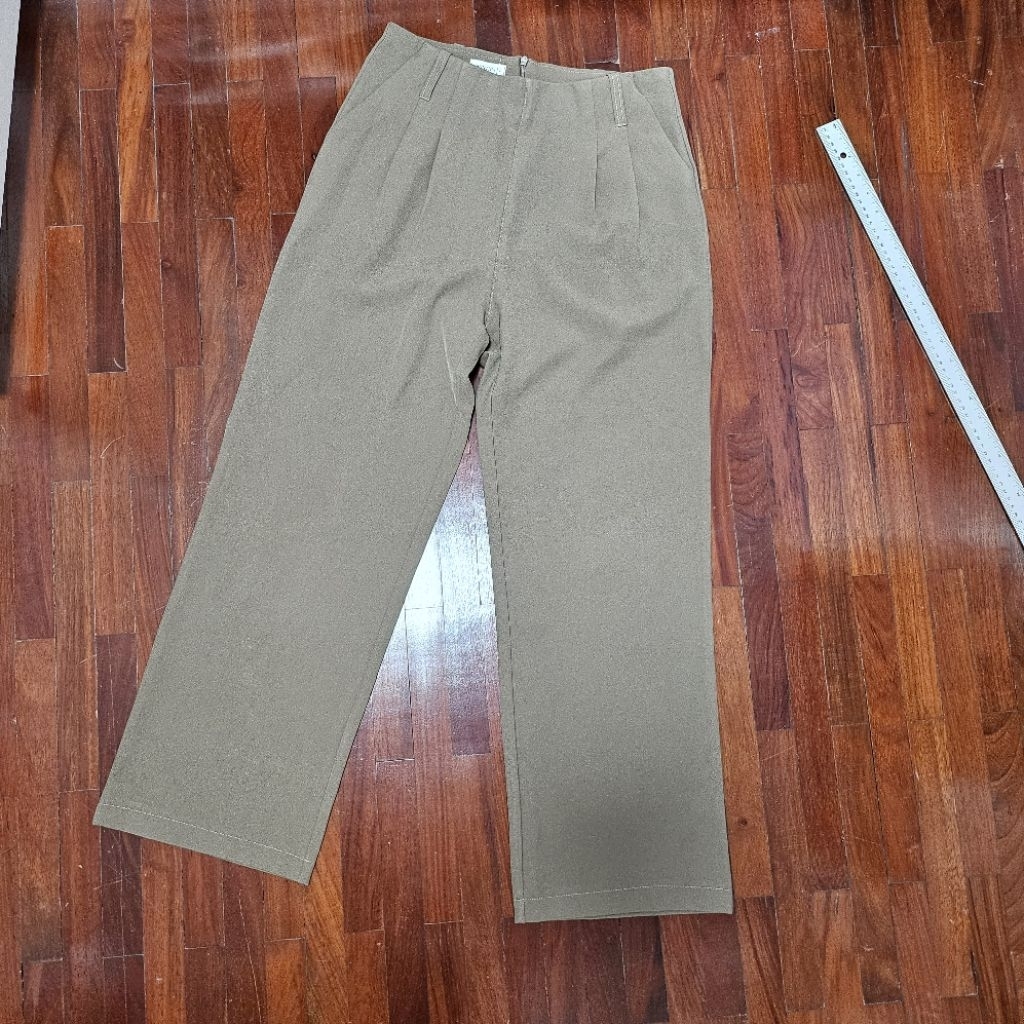 กางเกงใส่ทำงาน pantipa ไซส์ L สีน้ำตาล