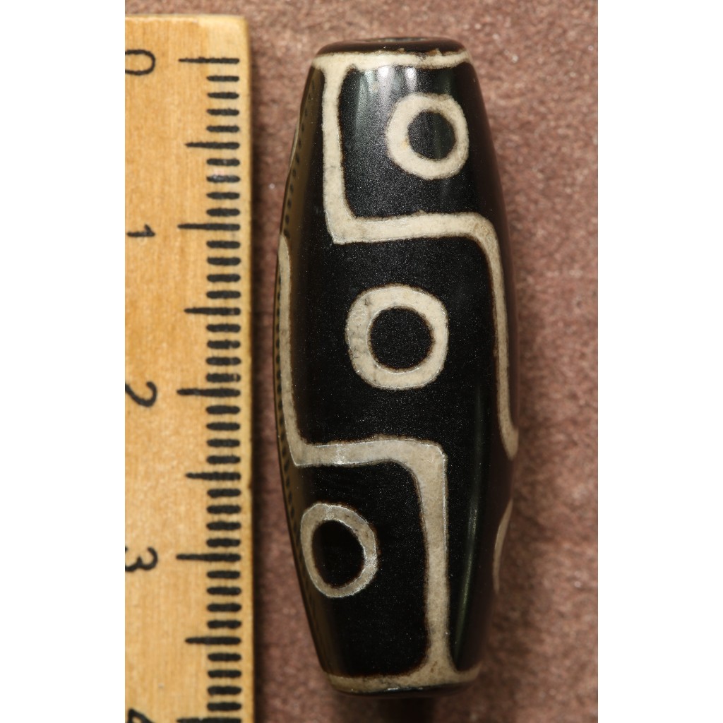 ลูกปัดโบราณ สวยมาก เม็ดขนาดใหญ่ ยาว 4 ซม. มีอายุหลายร้อยปี รหัส oct01-06