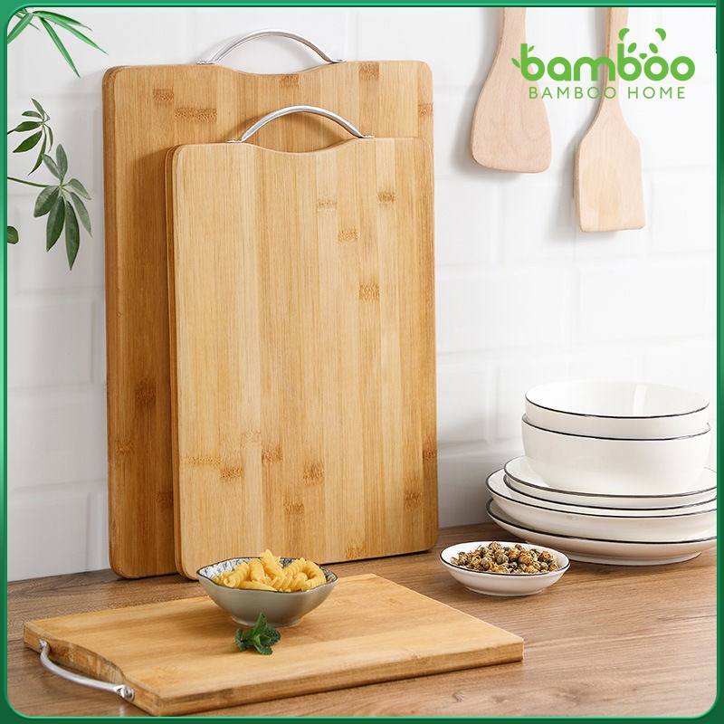 เขียงไม้ เขียงไม้ไผ่ เขียงไม้พารา สามารถใช้สำหรับหั่นและเสิร์ฟผักได้ มีด้ามจับ ไม่หักง่าย