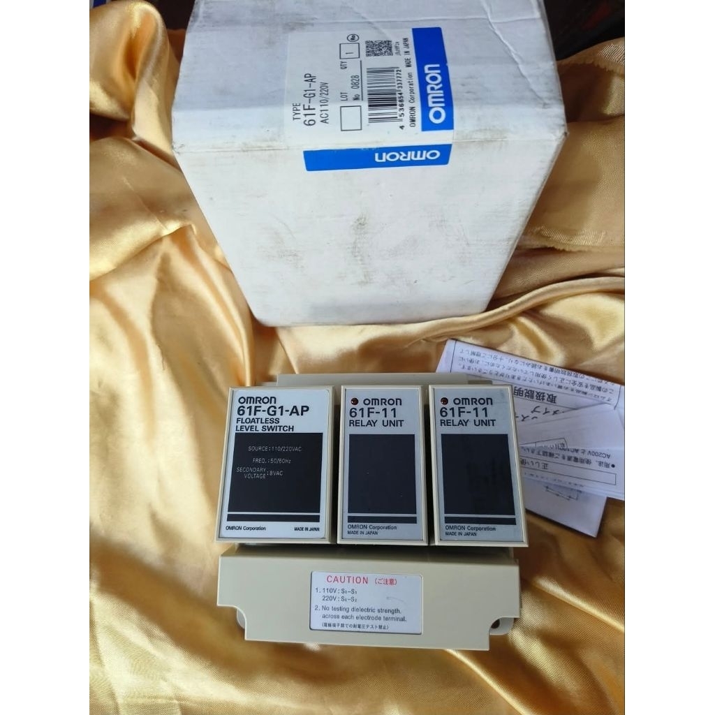 OMRON 61F-G1-AP
FLOATLESS  LEVEL SWITCH