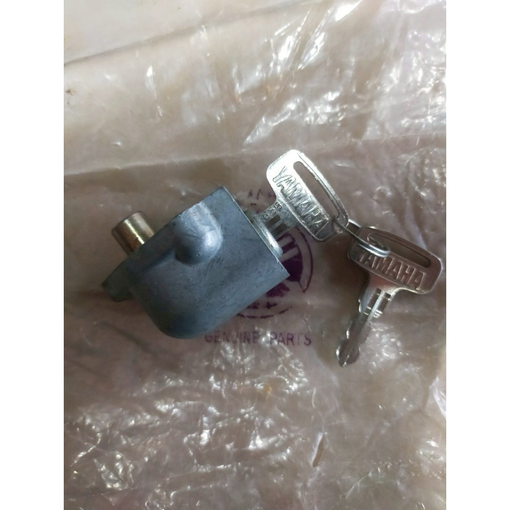 กุญแจ ล็อคคอ Yamaha YL2 YL2GM YB100 YA6 YG5 LS2 YB80 แท้ใหม่ หายาก Yamaha made in Japan