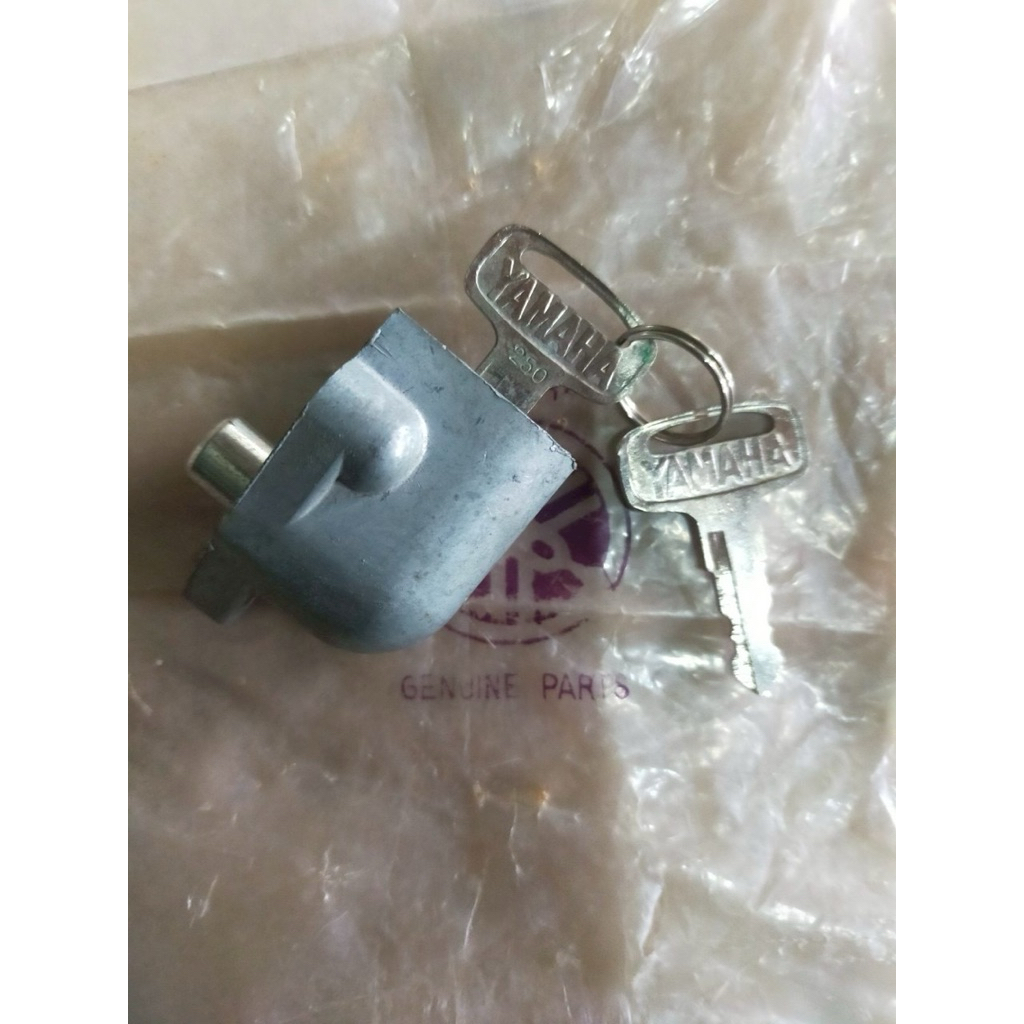 กุญแจ ล็อคคอ Yamaha YL2 YL2GM YB100 YA6 YG5 LS2 YB80 ลูกกุญแจปั๊ม Yamaha ของใหม่ค้างสต๊อค หายาก