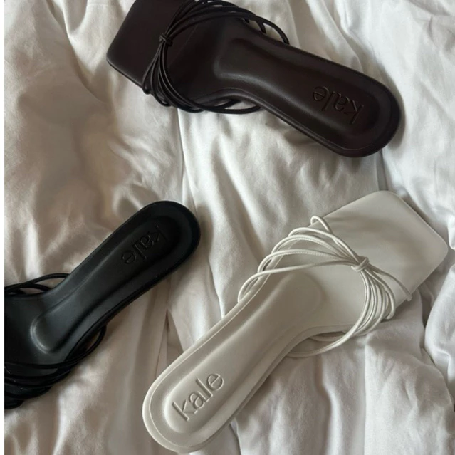 (ตรงไซส์/หน้าเท้ากว้าง+1)KALE - รองเท้าส้นสูง 1.5 นิ้ว รุ่น Flora Heels เดินสบาย หน้าเท้ากว้างใส่ได้