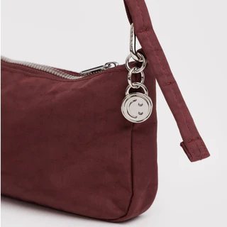 (พร้อมส่ง) BAGGU Pochette กระเป๋าสะพายใหล่ น้ำหนักเบา ใช้งานง่ายคล่องตัว เข้ากับทุกลุค นำเข้าจากประเทศอเมริกา
