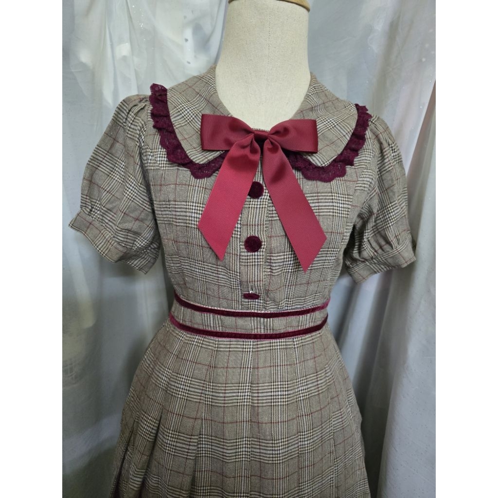 [มือ2] เดรส Liz Lisa (size s-m) ได้โบว์ในภาพ