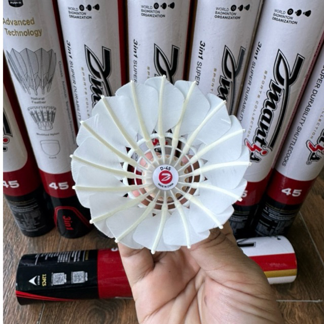 ลูกแบดมินตัน Dmantis D45 ขนห่านปีกเต็มใบ ลูกแบดไฮบริด 3IN1  จำนวน 1 หลอด บรรจุ 12 ลูก ทนทาน Speed 75