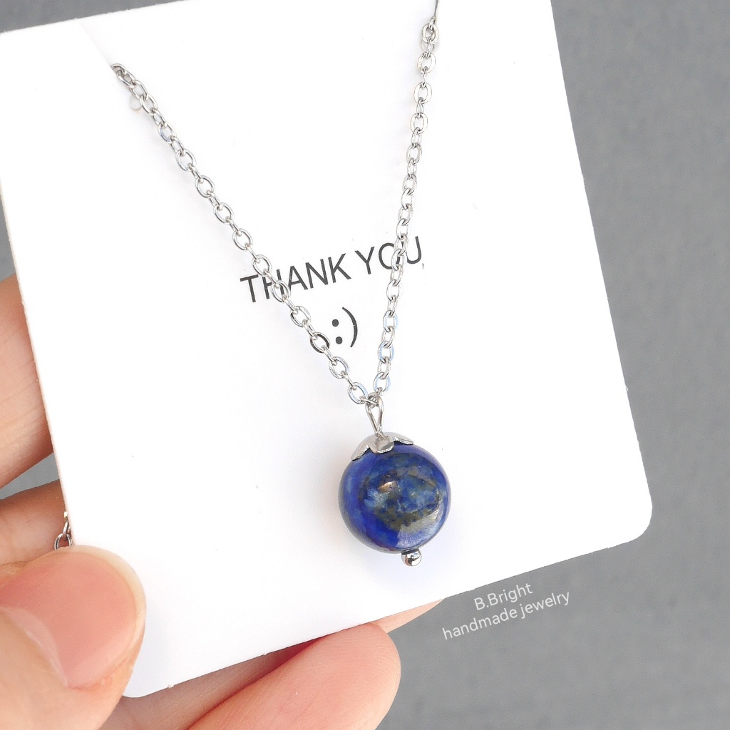 มีส่งด่วน จี้พร้อมสร้อยสแตนเลส หิน Lapis Lazuli หินแท้ 100% ขนาด 10 mm. สไตล์มินิมอล งานทำมือ พร้อมส่งค่ะ