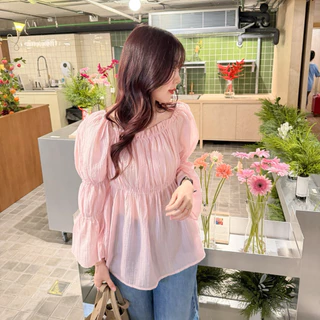 Bella top✨ Chakiya.store❣️เสื้อคอเหลี่ยม แขนยาวจั้มพองๆ สวยหรูสุดๆ✨(สีขาวแนะนำใส่ซับใน)