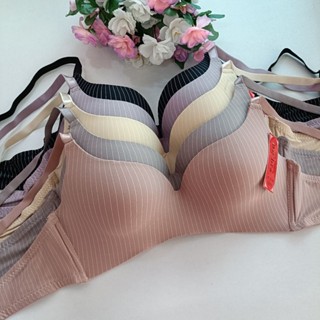 (D7090)ไซร์36,38,40,42คัพB🌸เสื้อในไร้โครง ฟองน้ำอู้งมือ🌸