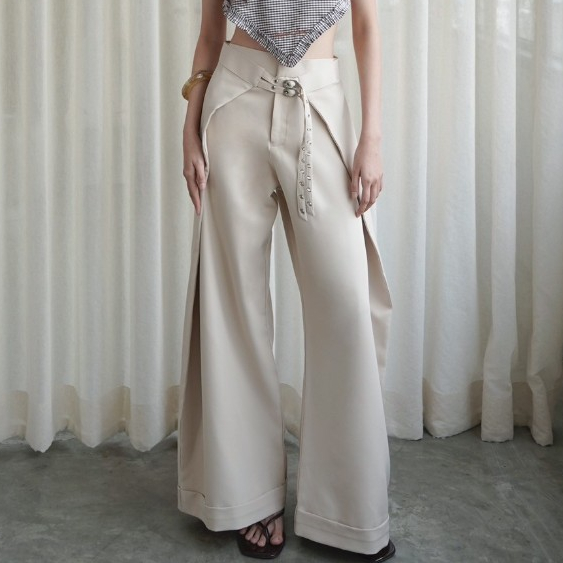 Weekend begins - Juna Pants
