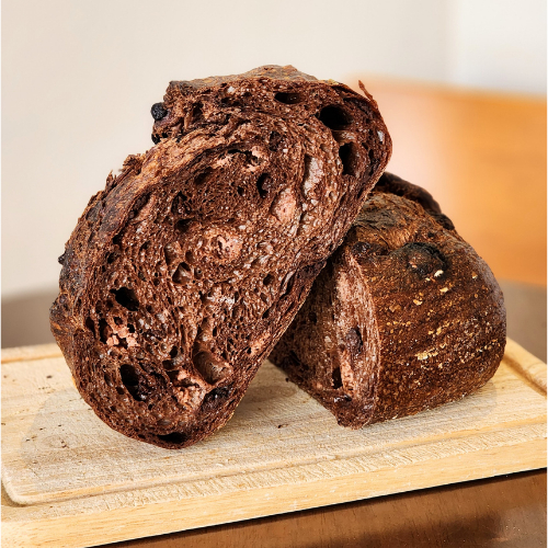 Triple Chocolate Sourdough - ขนมปังซาวร์โดทริปเปิลช็อกโกแลต