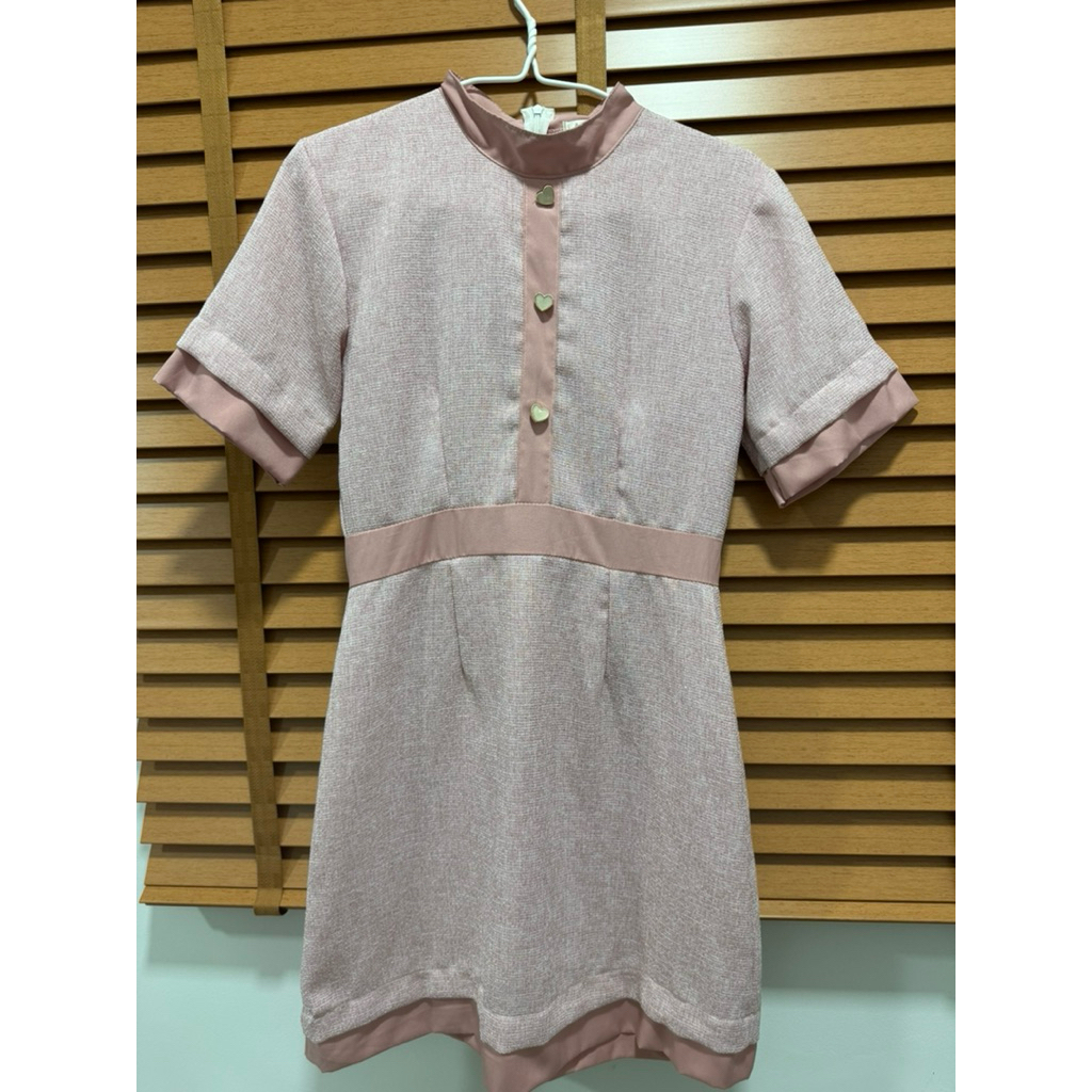 ส่งต่อ✨เดรสสั้นผ้าทวิต LABELLA