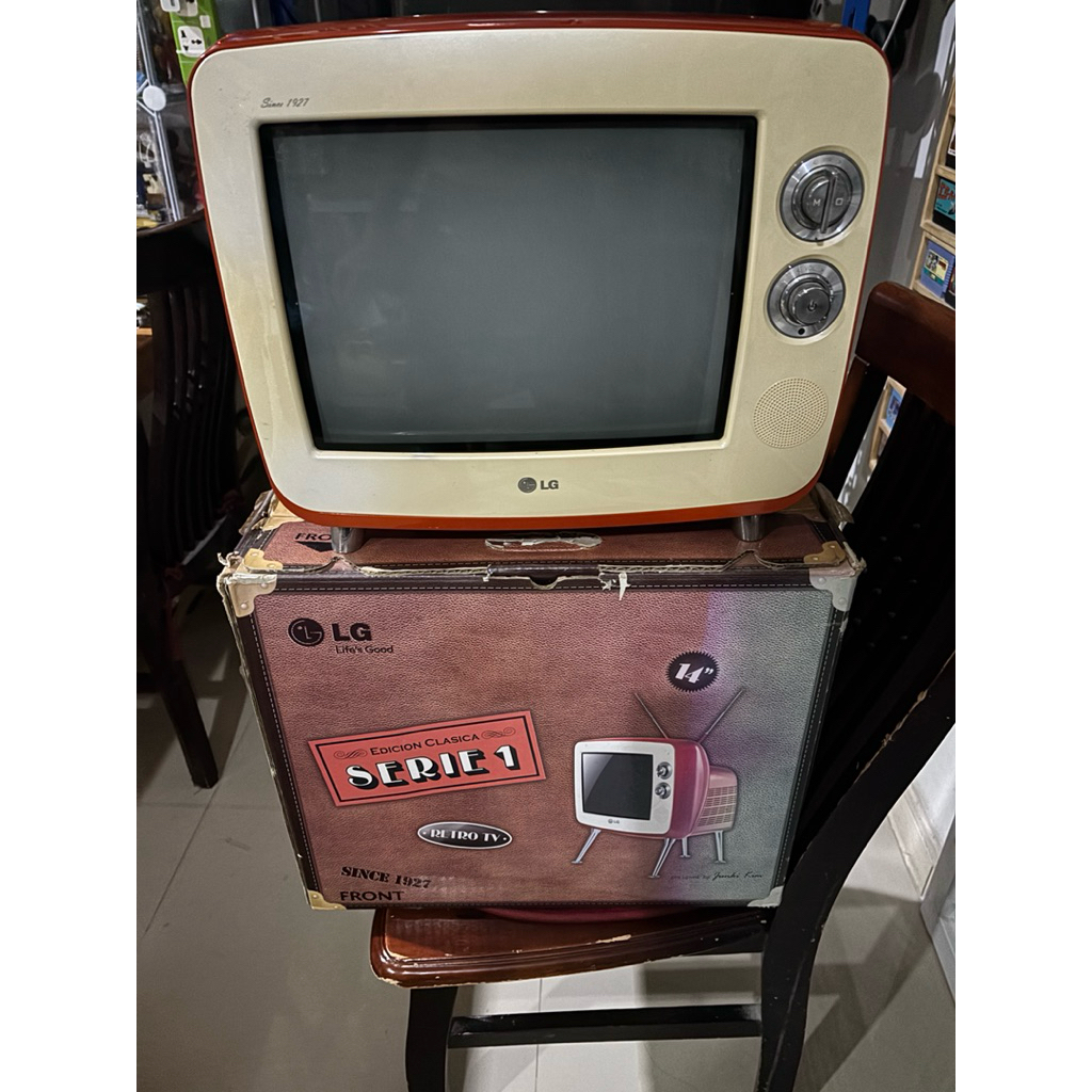 LG Retro CRT TV 14 inches Orange color box set no.2