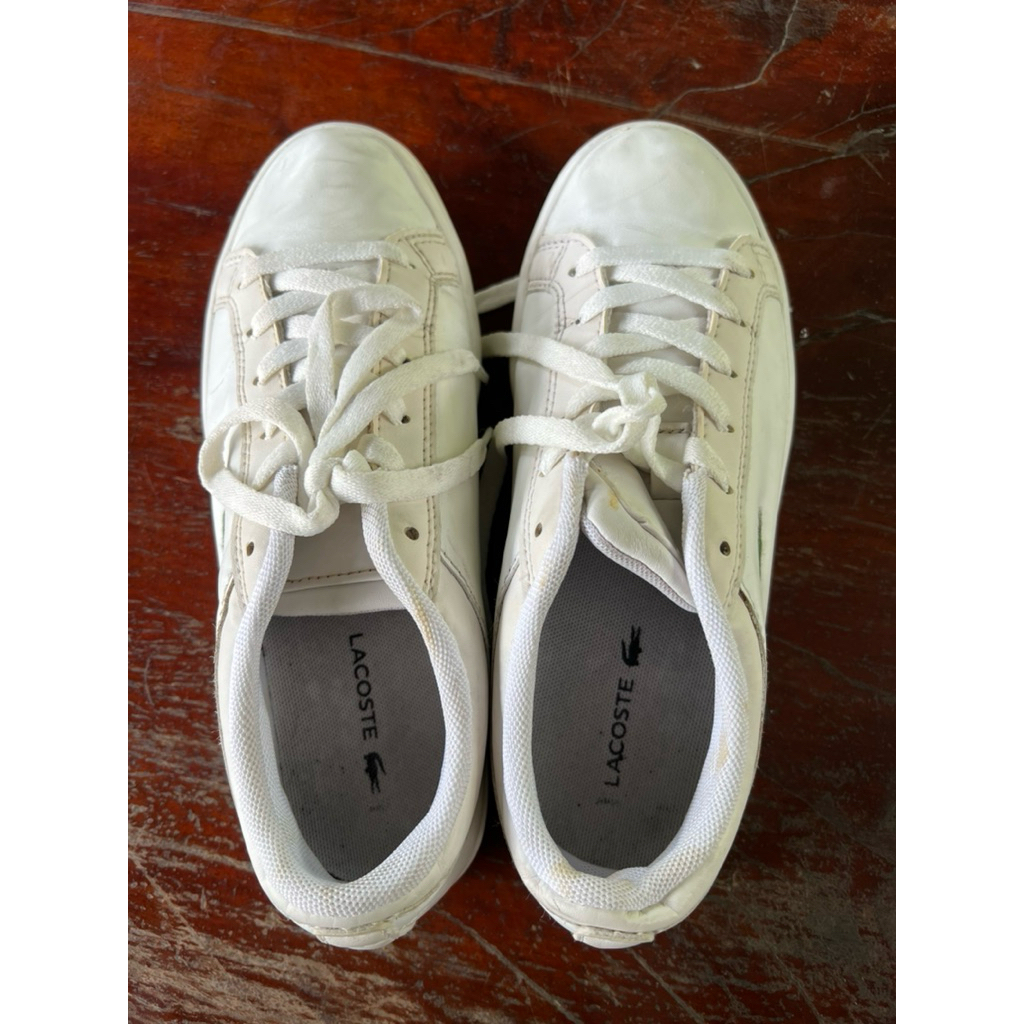 รองเท้า Lacoste มือสอง