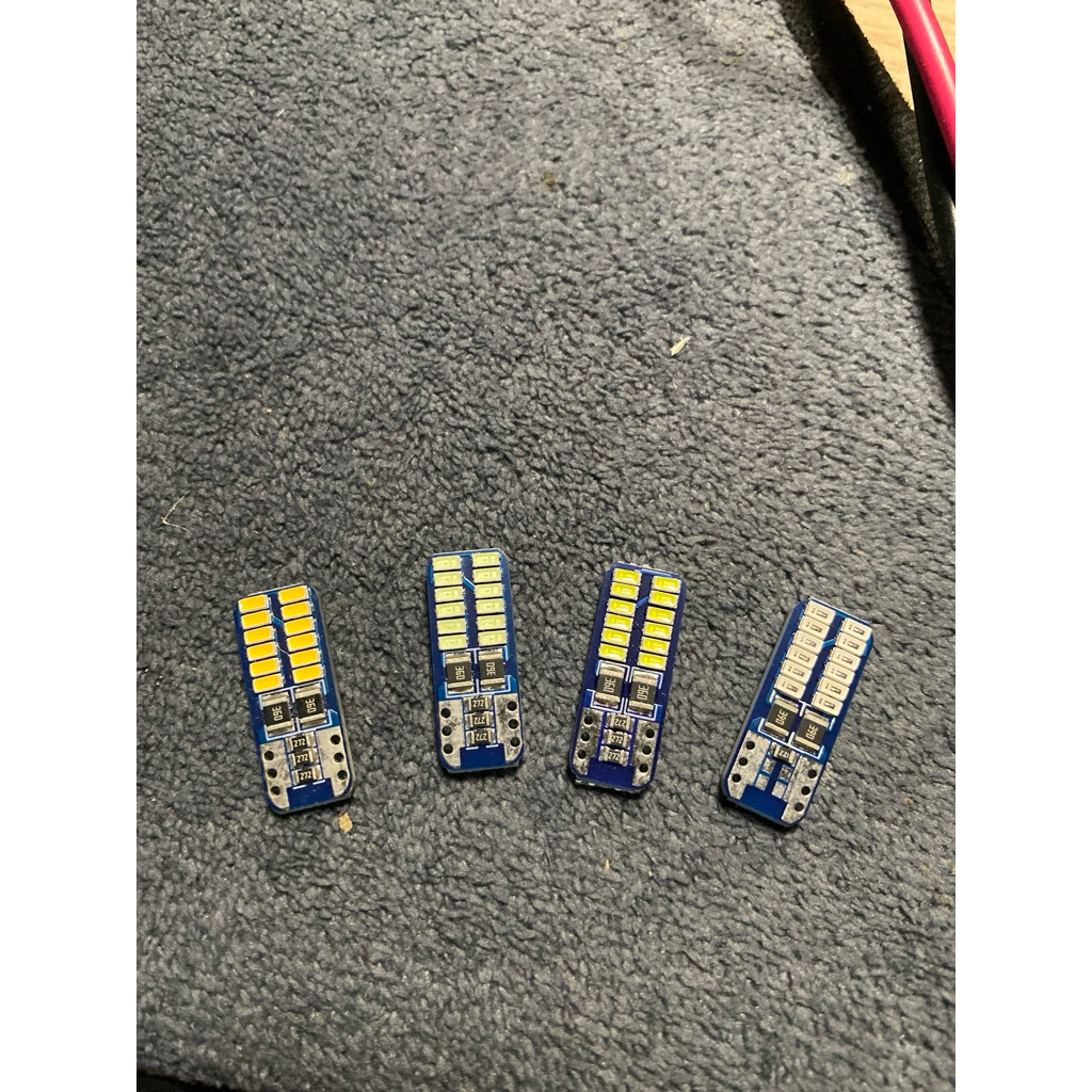 ไฟหรี่24ชิป ไฟ12V มีขาวฟ้าน้ำเงินชมพูวรอมไวท์ ราคาต่อคู่