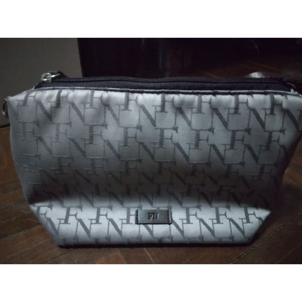 ส่งต่อFN BAG BASIC : กระเป๋าถือ อเนกประสงค์ / Hand bag / Pouch bag 1309-21014การใช้งานเพียงครั้งเดีย