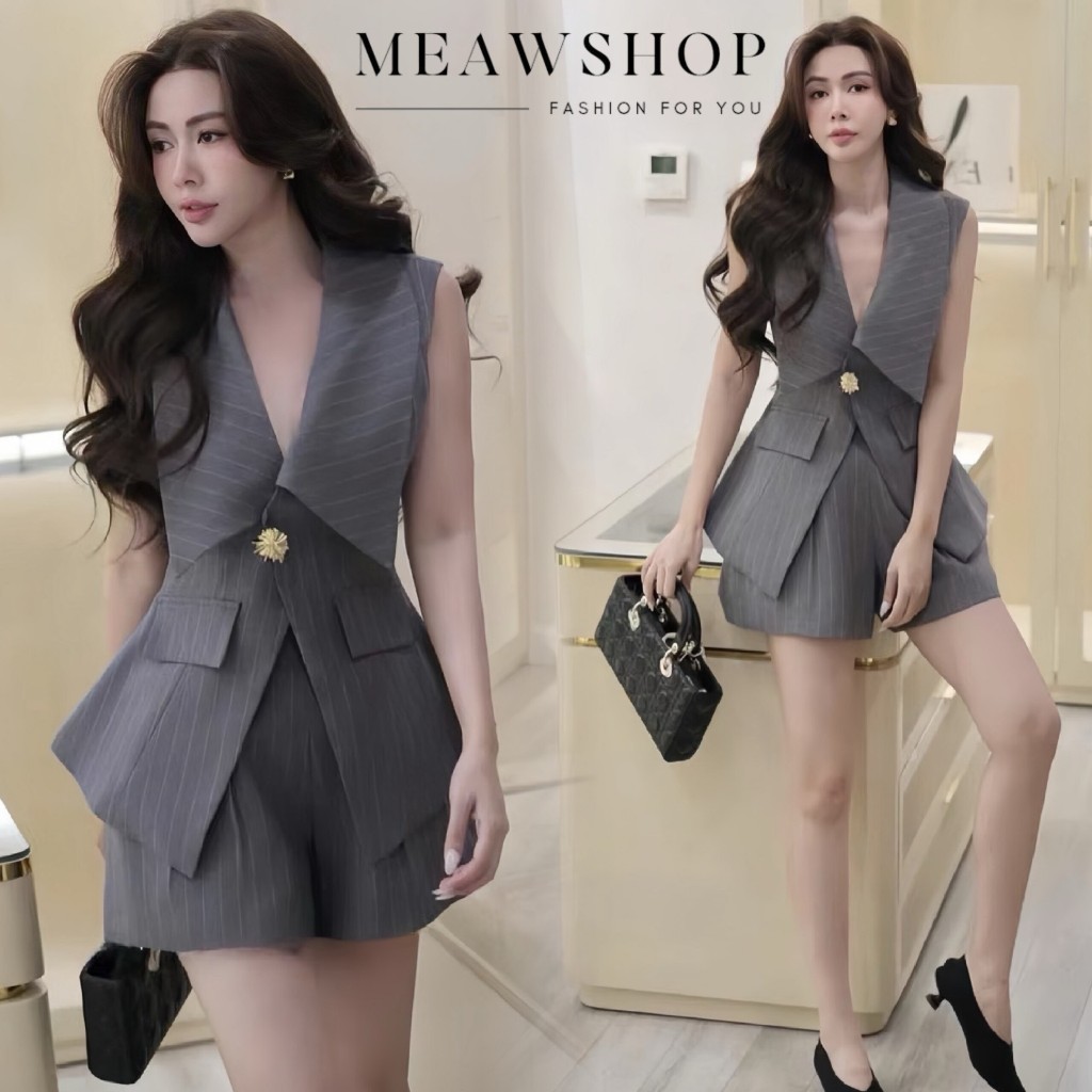S-XL ceo look Set เสื้อคอปกลายทางสีเทา + กางเกงขาสั้น แต่งอะไหล่ทอง สวย สง่า เฟียสๆ แกรมๆ ชุดทำงานผู