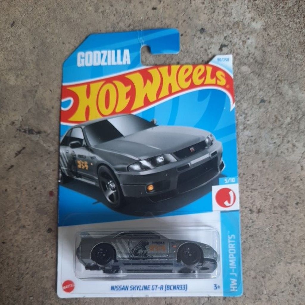 Gtr R32 hotwheels godzilla