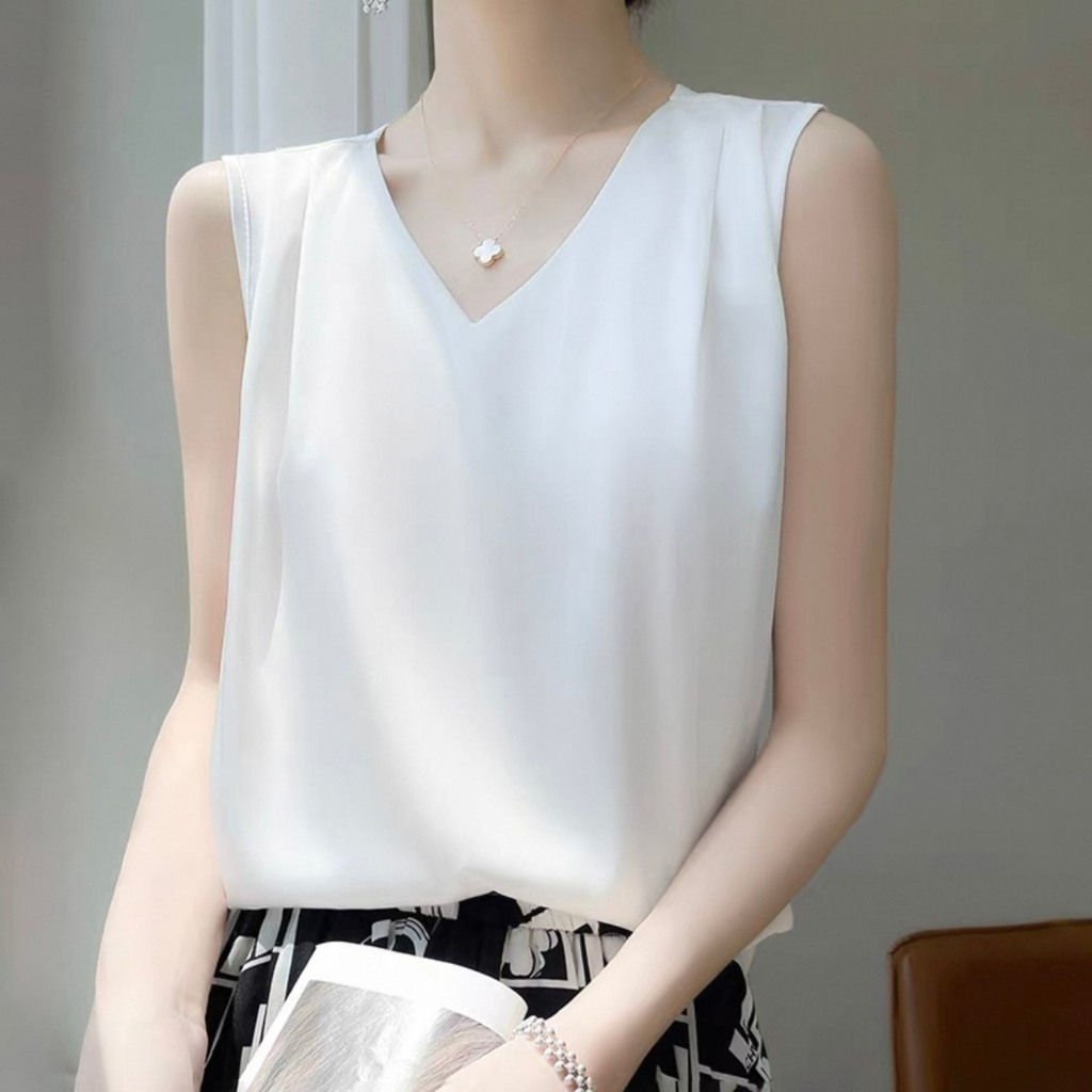 เสื้อแขนกุด คอวีจีบบ่า เนื้อผ้าชีฟอง เสื้อผู้หญิงใส่ทำงานออฟฟิส เนื้อผ้าเบาใส่สบาย มีอก 36-38-40 ความยาว 23 นิ้ว