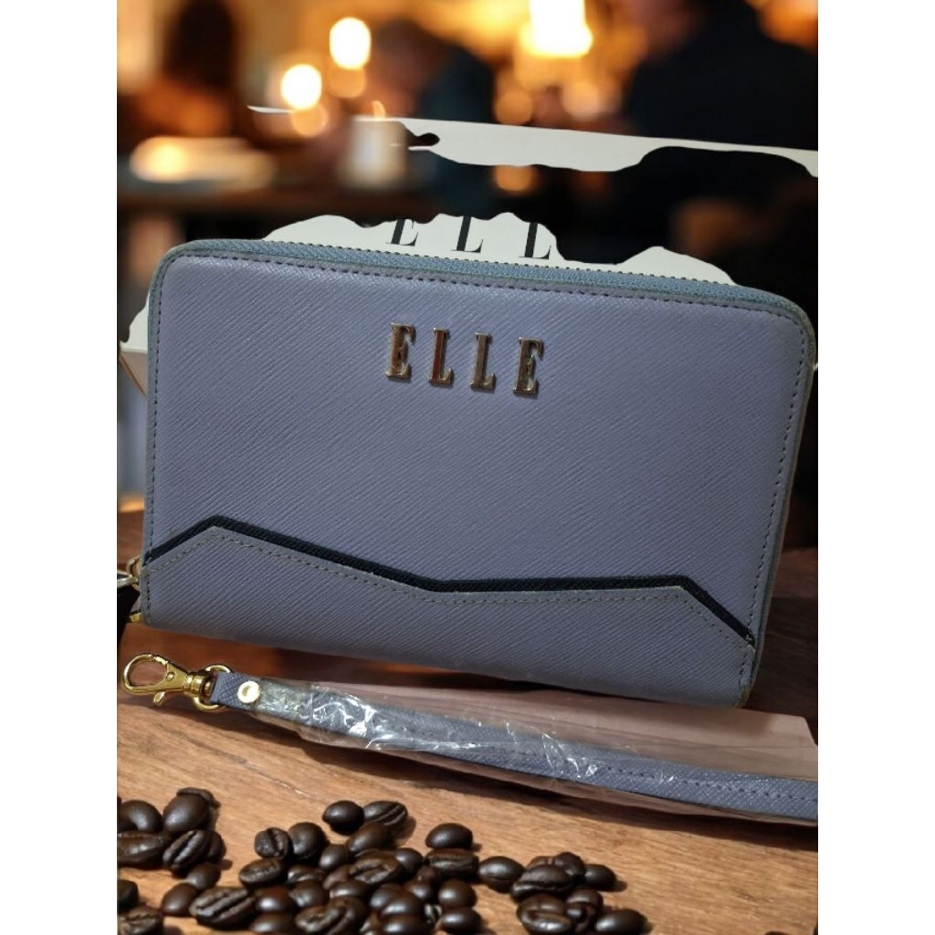 กระเป๋าสตางค์ Elle มือสอง