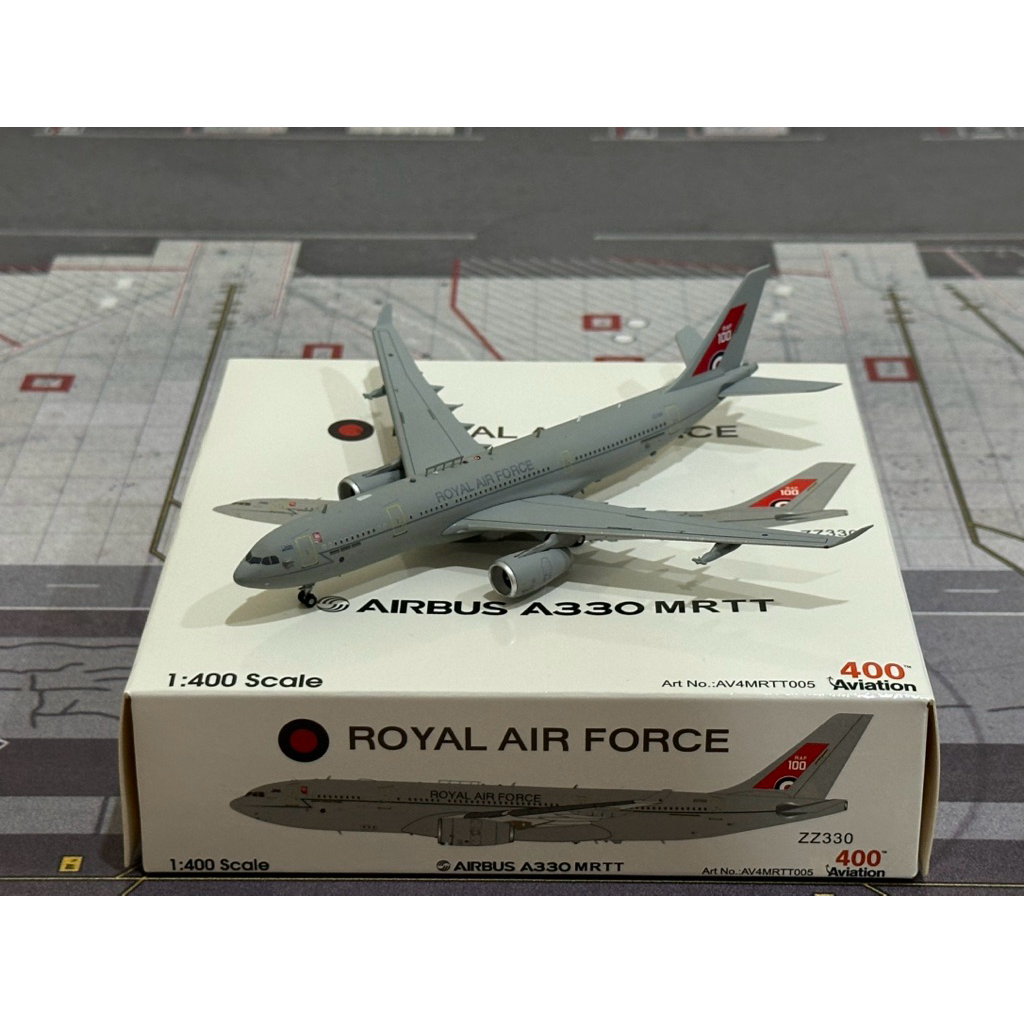โมเดลเครื่องบิน RAF A330-200 MRTT Scale 1:400 By AV400