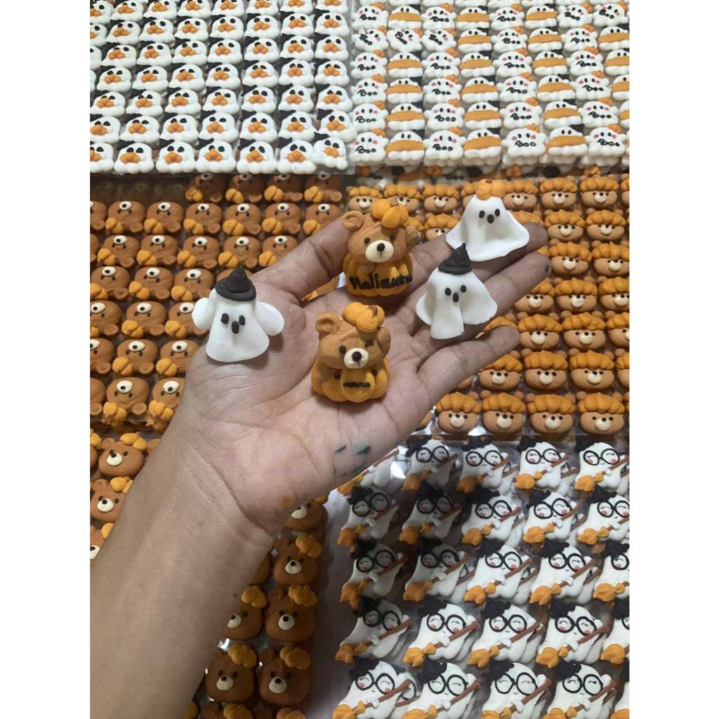 น้ำตาลตกแต่งเค้ก Halloween 3D คละลาย (12ชิ้น)
