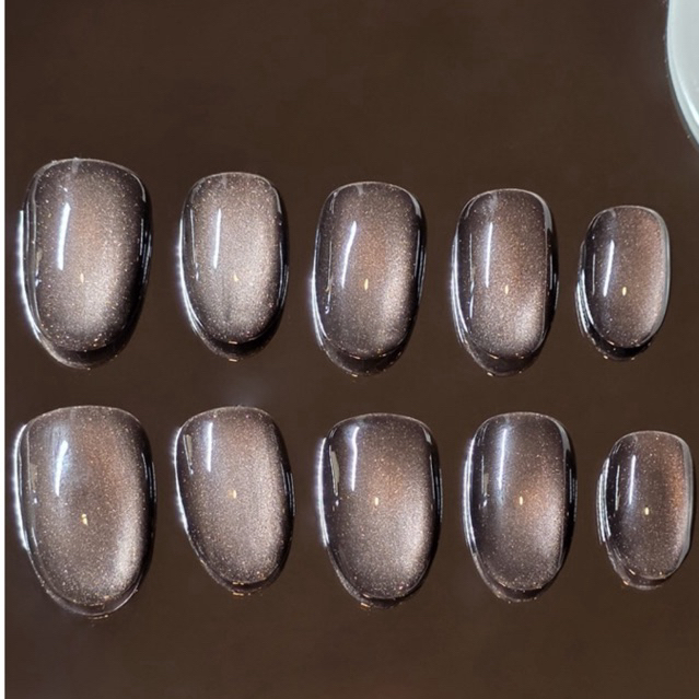 Cateye jel ✨ พร้อมส่ง เล็บปลอมสีพื้นลูกแก้ววงกลม ยาวนะคะ