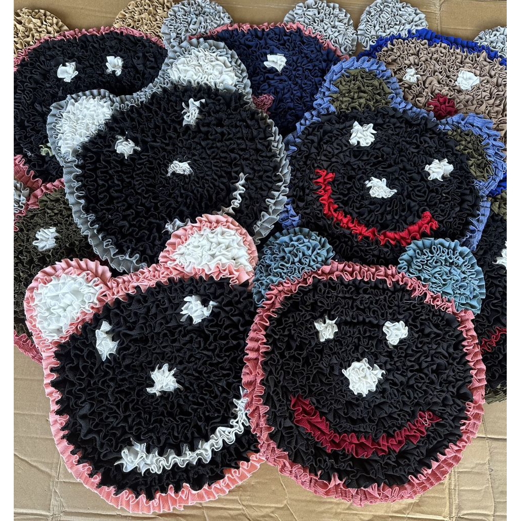 พรมเย็บ​มีหลายสี​ ราคาต่อ​ 12ชิ้น คละสี ขนาด:35x40ซม. ราคายกโหล12ชิ้น พรม ขน นุ่ม