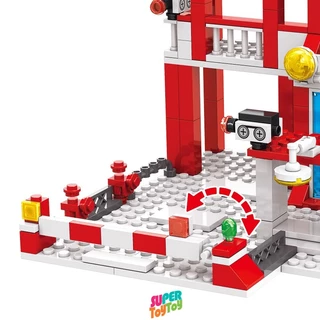 🔥ส่งไวจากไทย🔥รถดับเพลิง สถานีดับเพลิง 660Pcs ของเล่นสําหรับเด็ก ของเล่น เด็ก ชาย
