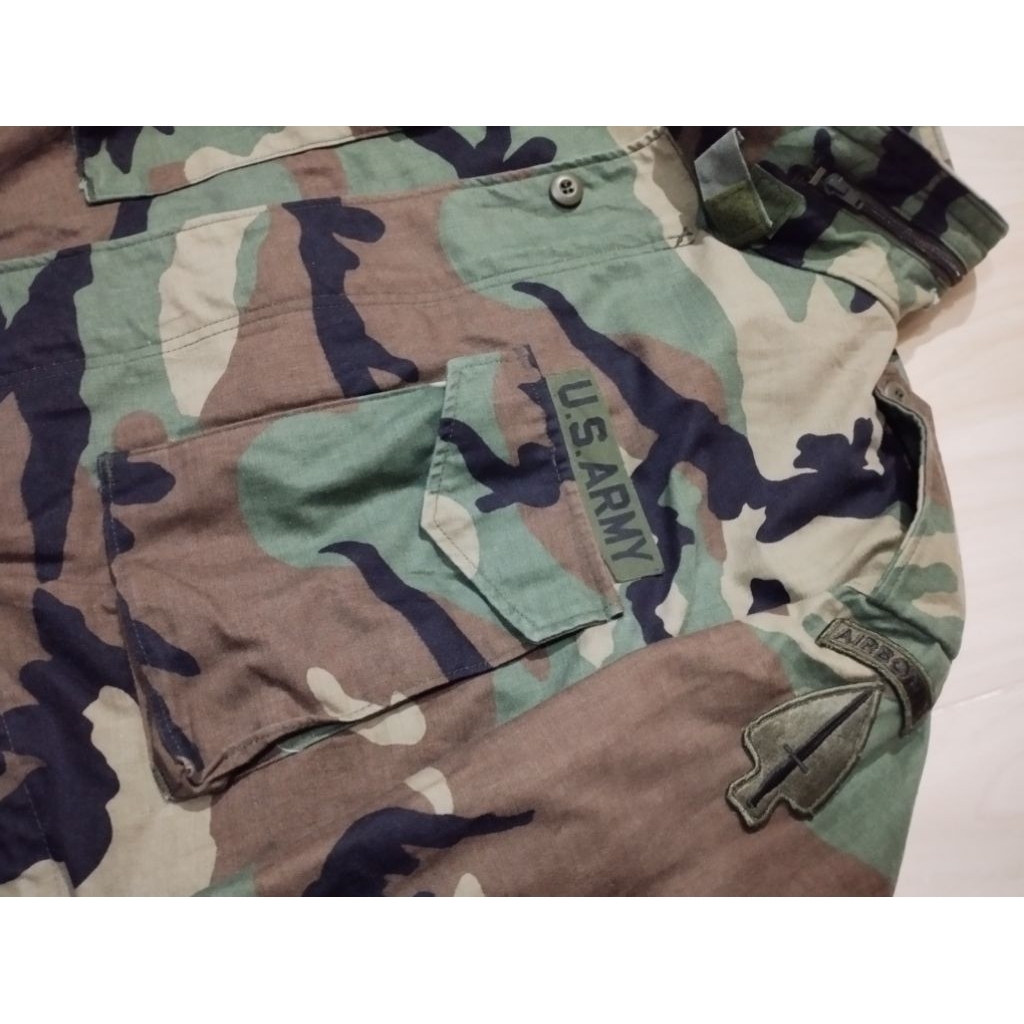 เสื้อทหาร  M65 Field Jacket ลาย woodland (รหัสCC004) รบพิเศษDELTA FORCE ขนาดLarge Short  สภาพใหม่มาก