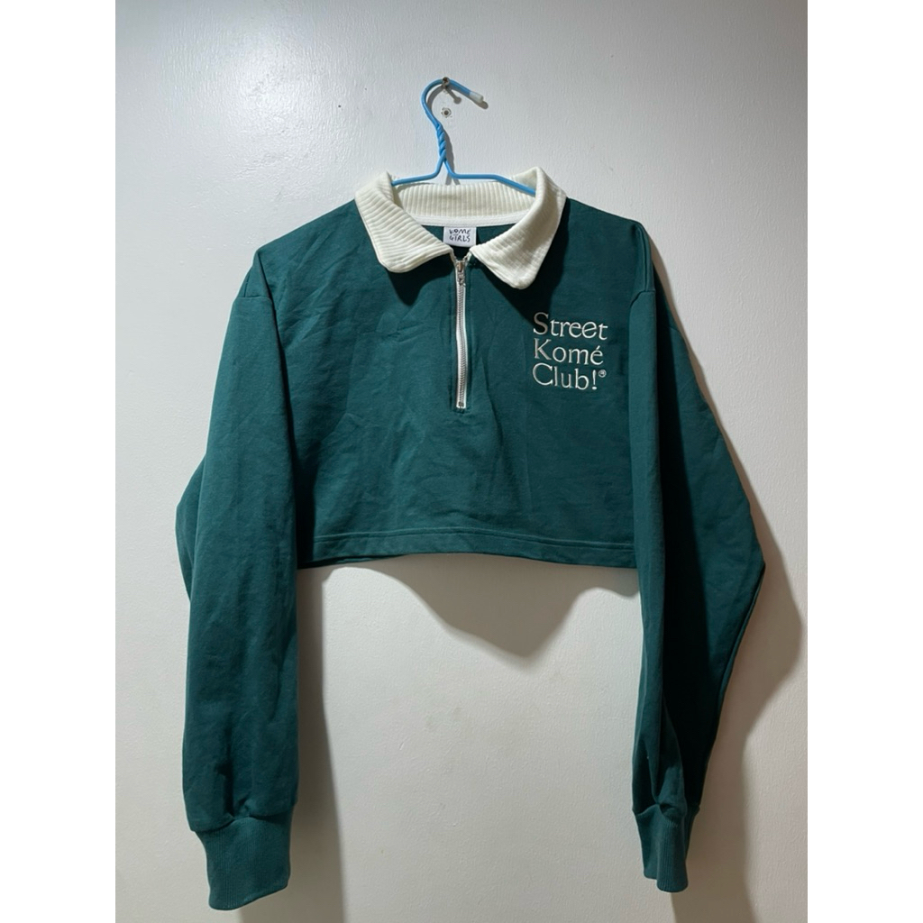 [มือสอง/ไม่เคยใส่ออกข้างนอก] สเวตเตอร์ครอป แขนยาว Kome girls