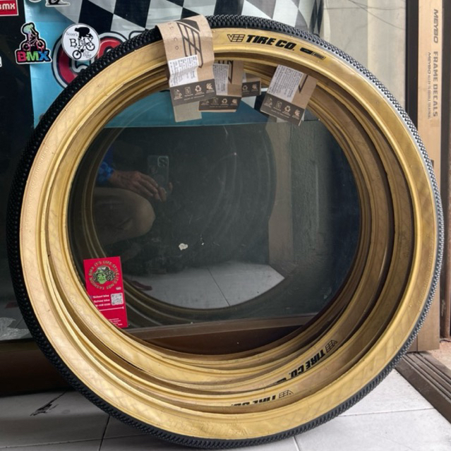 ยางนอก VEETIRECO. 26” / 27.5” แก้มผ้าใบสีครีม/สีดำ