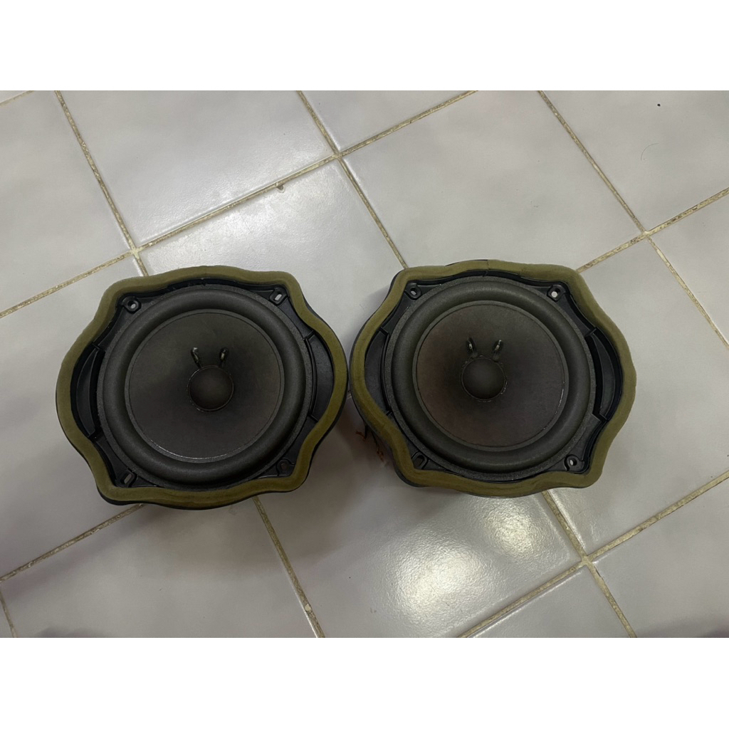 ลำโพงรถยนต์ BOSE ขนาด 6.5 นิ้ว เก่าญี่ปุ่นไม่เคยใช้งานในไทย สภาพสวยๆ กรวยกระดาษ ขอบโฟม แม่เหล็กเหลว