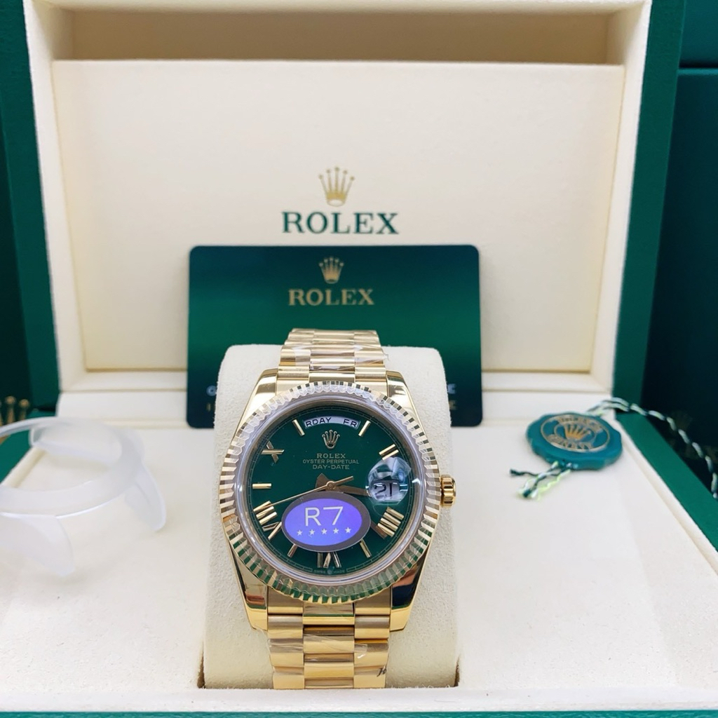 นาฬิกาข้อมือ Rolex Day-Date CC R7 40mm.(รับประกัน1ปี)