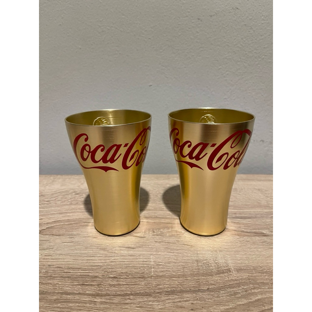 (SALE 330 !!! ใส่ Code Shopee) ราคาต่อคู่ !! ถ้วยฟุตบอลโลก จำลอง จาก Coca-Cola FIFA World Cup Trophy