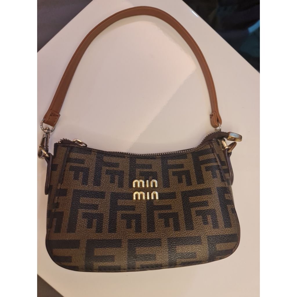 minmin กระเป๋า​ มือสอง​ สภาพดี​ #minmin #กระเป๋า​minmin #กระเป๋ามือสอง