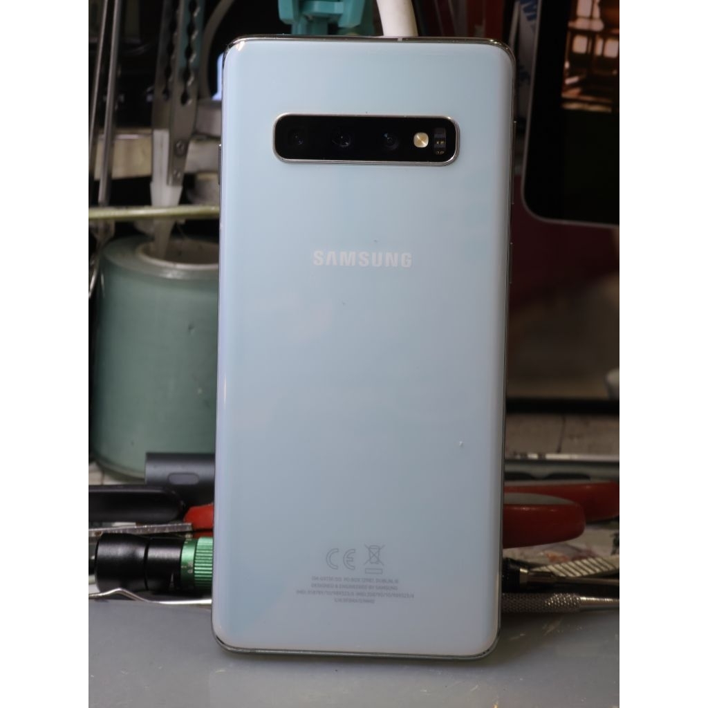 มือถือมือสอง Samsung S10 สเปค Ram 8 Rom 128 เครื่องสวยของแท้