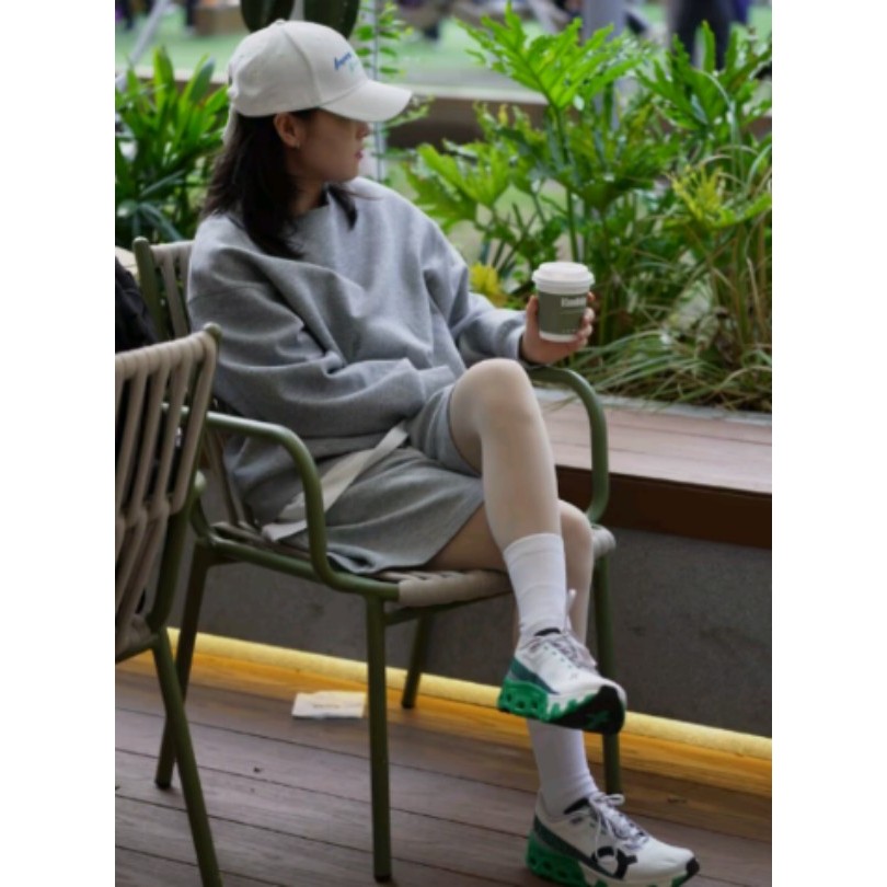 On Cloudmonster Hyper orange Green รองเท้ากีฬา