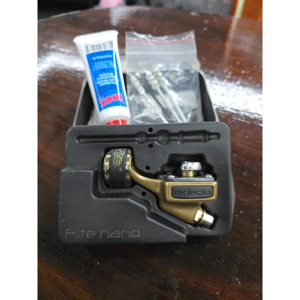 เครื่องสัก Inkjecta Flite nano สีทอง