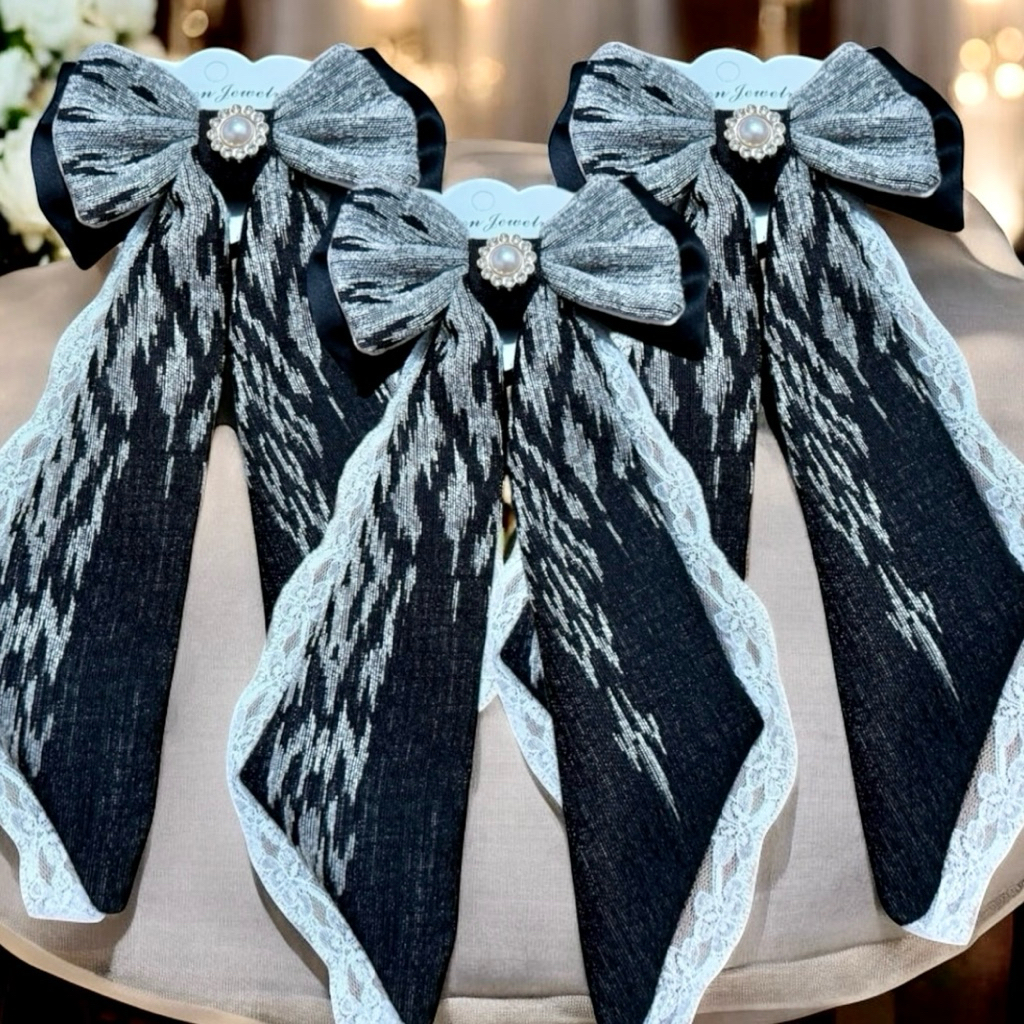 #กิ๊บติดผมสีดำ โบว์ผ้าทอแต่งมุก พร้อมส่งด่วน