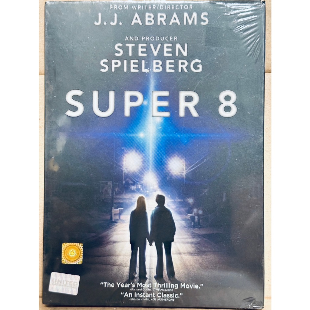 DVD ปกสวม : Super 8 (2011) มหาวิบัติลับสะเทือนโลก " Elle Fanning "