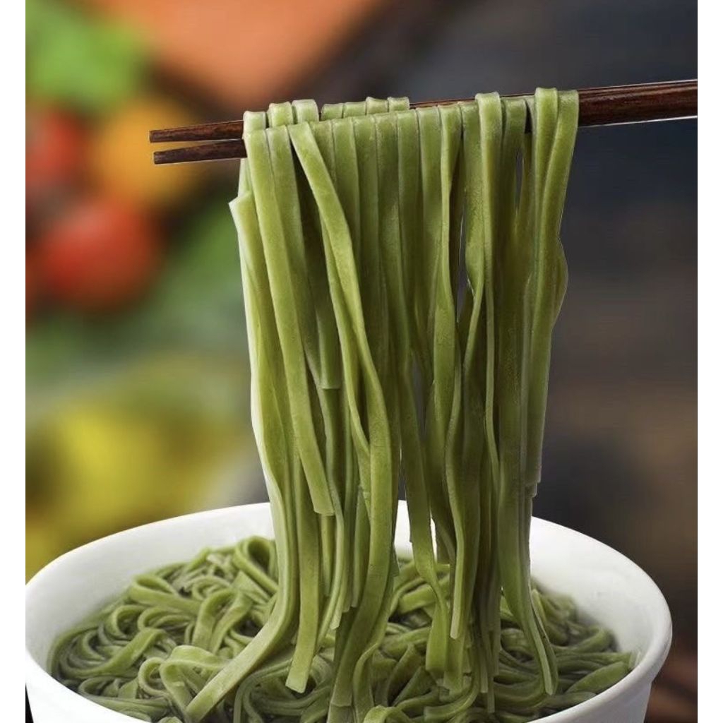 เจ ! เส้นบะหมี่ใบหม่อน สามารถนำไปทำเมนูสุดแล้วแต่จินตนาการ ไม่เน้นแป้งดีต่อสุขภาพ ชุดละ 200 กรัม ทำอาหารได้แบบจุกๆขอ