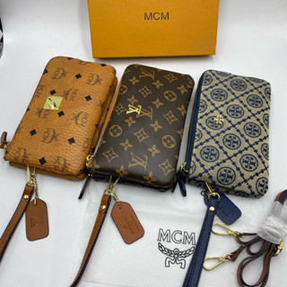 กระเป๋าคล้องมือ มีสายยาวสะพายข้างได้ขนาด 8 นิ้วมีสองซิปสองช่…