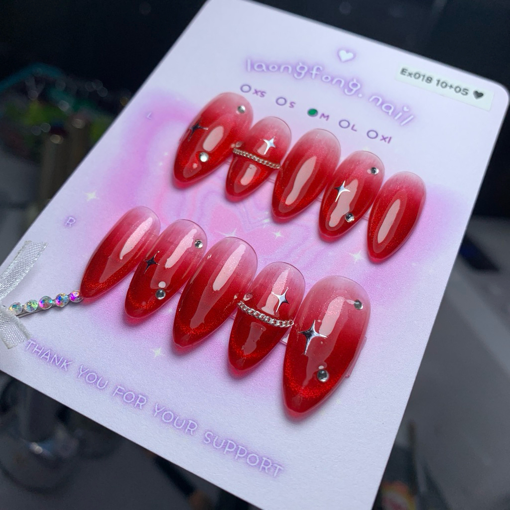 𝓵𝓪𝓸𝓷𝓰𝓯𝓸𝓷𝓰.𝓷𝓪𝓲𝓵 เล็บปลอมสำเร็จรูป 𐐪◡̎  สีไซรัปไล่ปลายลูกแก้วแดง🍎 (แบบทรงแหลมกลาง) ♔เปลี่ยนสี เปลี่ยนทรงเล็บได้