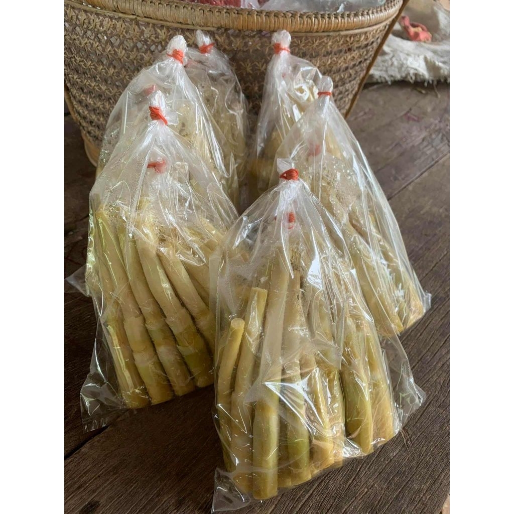 แขนงหน่อไม้นึ่ง หน่อเล็ก บรรจุ500กรัม