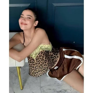 BY IRA Cayla top เสื้อสายเดี่ยว ลายเสือ🧡🐆 พร้อมส่งในไทย ตามเทรนลายเสือที่กำลังมาแรง