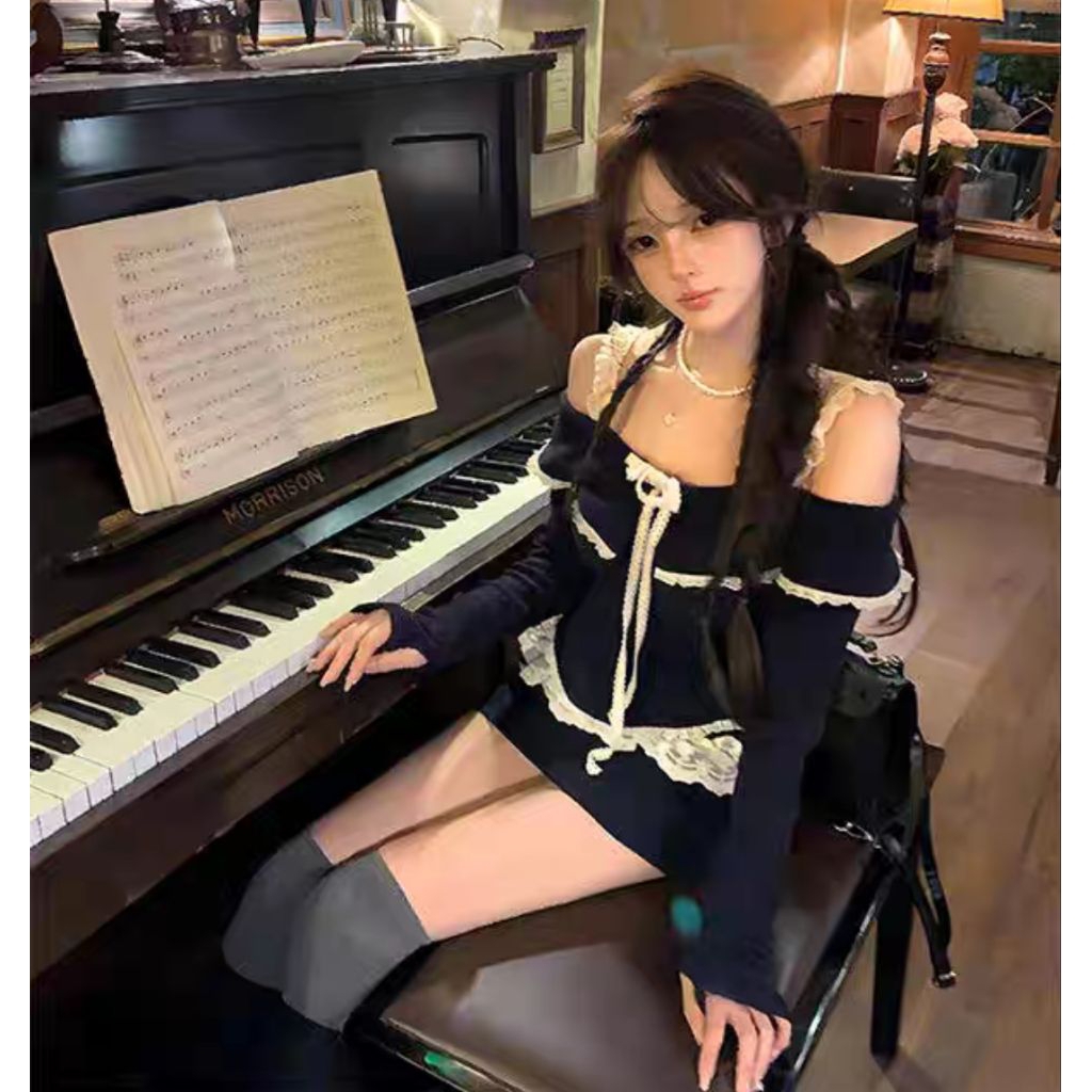 ชุดเซ็ท 2 ชิ้น สไตล์สาวหวานเซ็กซี่บริสุทธิ์✨ เสื้อครอปเปิดไหล่แต่งระบายสุดน่ารัก ✨เสื้อครอปเปิดไหล่แต่งระบายสุดน่ารัก