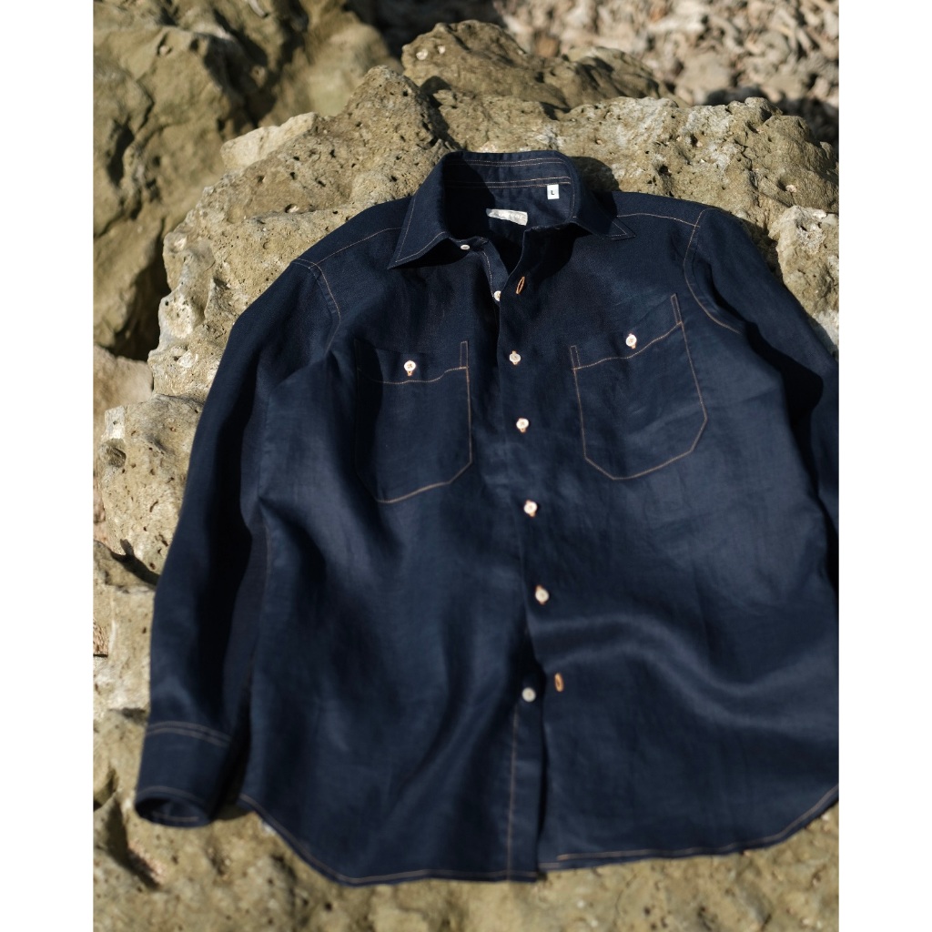 navy linen ocean ranch long sleeve shirt เชิ้ตผ้าลินินสีกรมรุ่นโอเชียนแรนช์แขนยาว