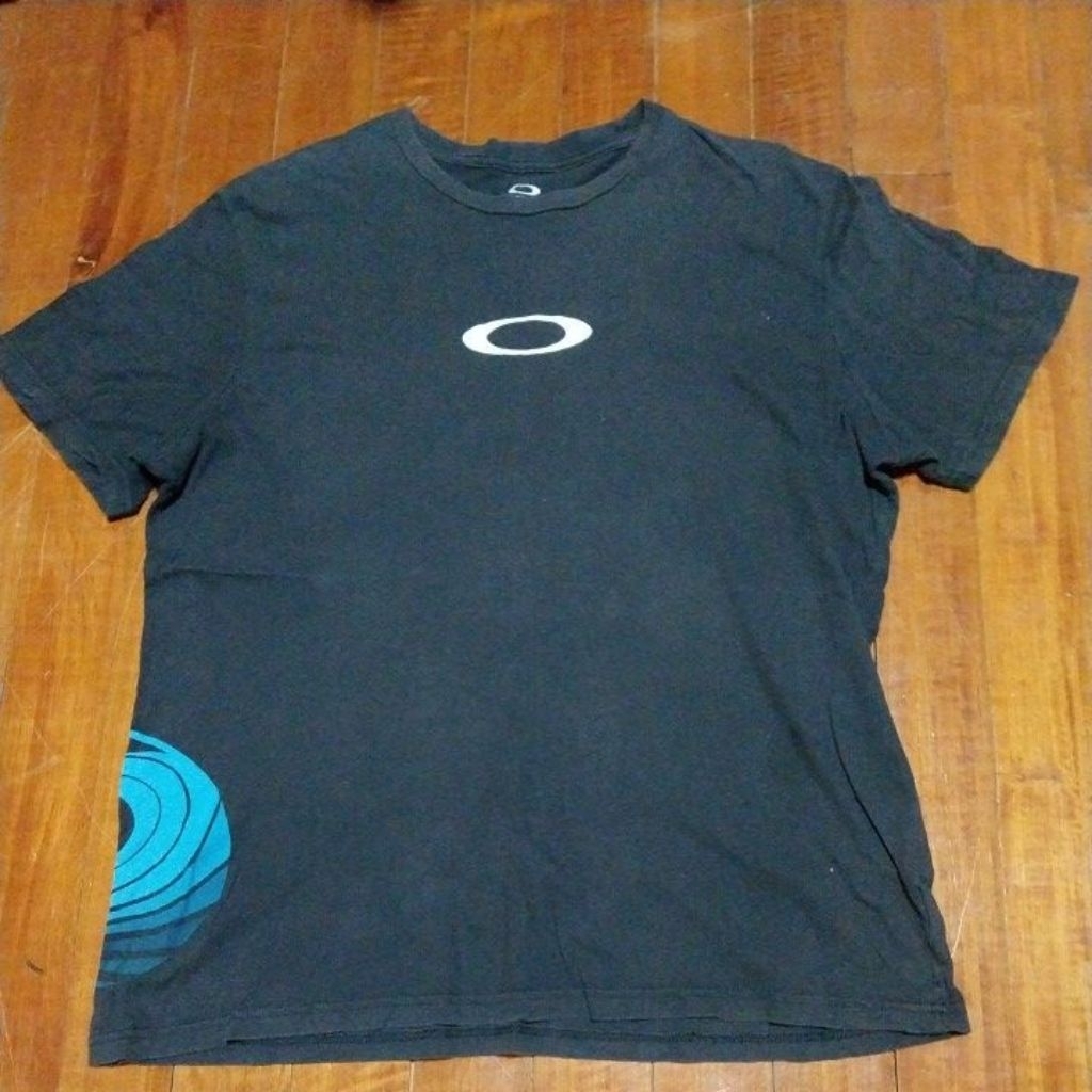 เสื้อยืดแขนสั้น แนวสตรีท OAKLEY แท้ มือสอง สภาพดี ของพร้อมส่งครับ